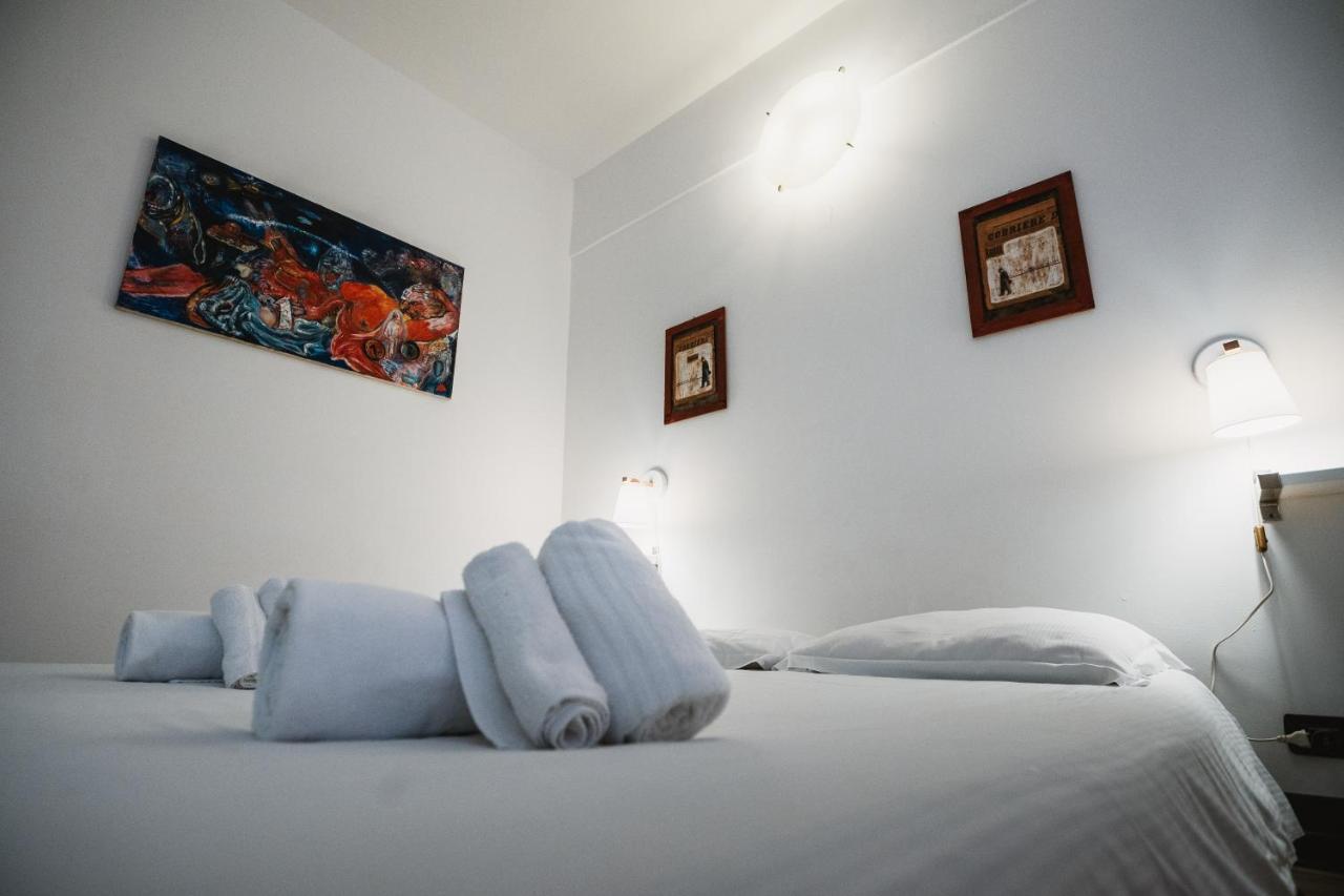Agriturismo Rose Di Pietra 皮特拉利古 外观 照片